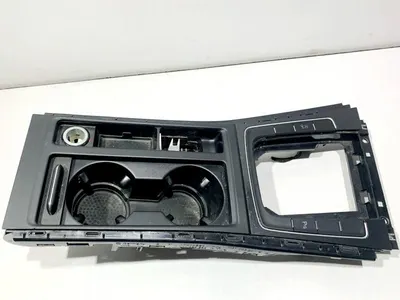 Consola centrala 5G1863245F Volkswagen Golf 7 (2012-2017)