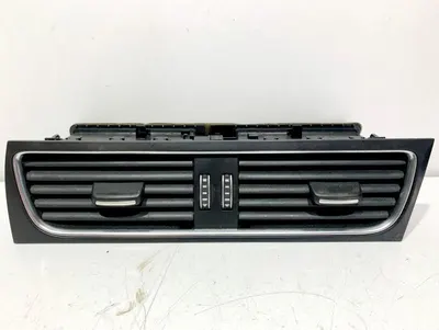 Grila ventilatie bord centrala 8T2820951D Audi A4 facelift (2011-2015) [B8.5]