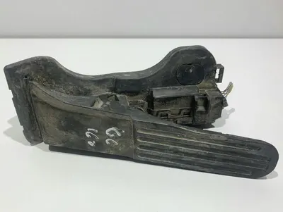 Pedala acceleratie 1K1721503T Volkswagen Golf 6 (2008-2013) 1.4 mpi CGGA
