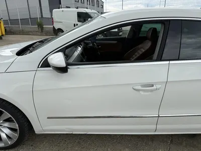 Portiera usa fata stanga culoare alba - lb9a Volkswagen Passat CC facelift (2012-2016)