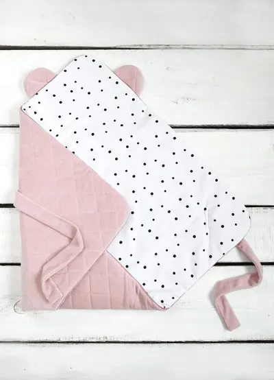 Wrap cu urechi Babyhorn pentru nou nascut Royal Baby Pink Sleepee