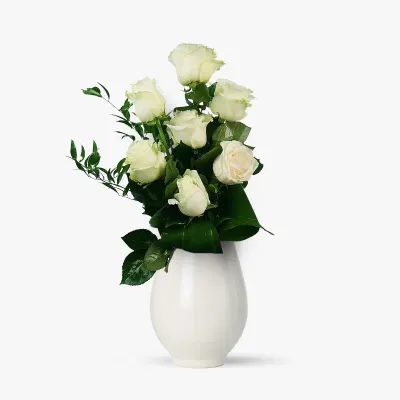 Buchet de 7 trandafiri albi