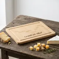 Tocator din bambus personalizat (30 x 20 cm) , Un cadou practic E i cu personalitate!