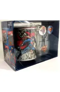 Pachet cana + breloc + 2 insigne: Superman. DC Comics