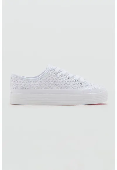 Tenisi flatform cu aspect brodat - Alb