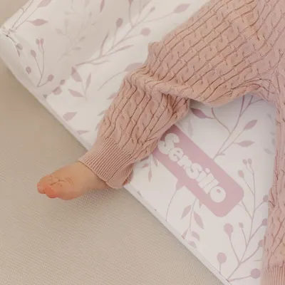 Saltea de infasat Sensillo Pink Leaf 70x49 cm cu intaritura,margine de protectie antirasturnare si suprafata impermeabila