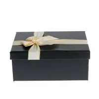 Cutie de cadou eleganta cu funda crem 25 cm