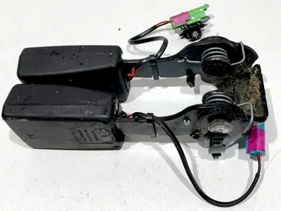 Pretensioner centura stanga si mijloc spate 34130684 Volvo XC60 facelift (2013-2017)
