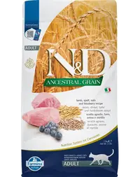 FARMINA N&amp;D Low Grain Adult Cat cu miel și afine 1.5 kg