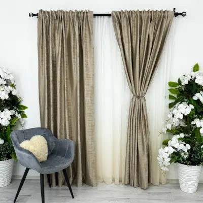 Set 2 Draperii Catifea cu model Venti, Bej Nisip, 140cm latime x 260cm inaltime, cu tiv lat