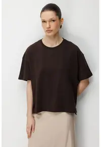 Tricou femei maro - cu guler rotund