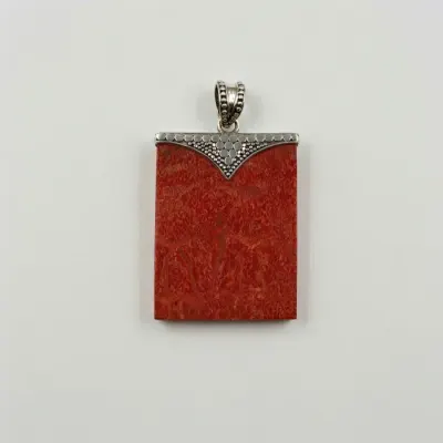 Pandantiv statement din argint 925, cu coral natural