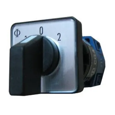 Comutator alternativ de panou 1-0-2 cu cheie 3p 10A