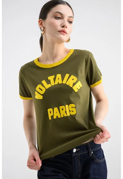 Tricou cu text contrastant si garnituri Alys - Galben/Verde masliniu