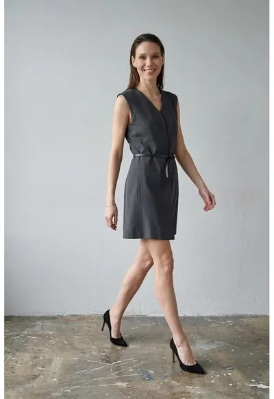 Midi - Femei - Rochie mini tip shift fara maneci cu decolteu in V si curea MY FASHION - Negru - L INTL