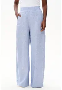 Pantaloni cu croiala ampla si buzunare laterale Ida