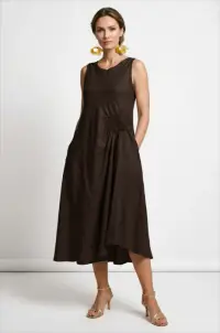 Rochie midi, asimetrica, din in, cu croiala ampla A-line si detaliu drapat, maro