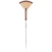 Luvia Cosmetics Elegance Fan Brush pensulă în formă de evantai 211 1 buc
