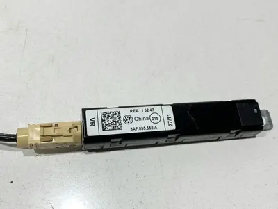 Amplificator antena 3AF035552A Volkswagen Passat B7 (2010-2014)