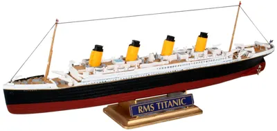 Model de asamblat de navă de pasageri Revell - R.M.S. Titanic (05804)
