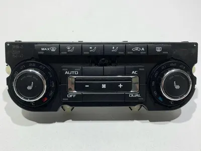 Panou comanda clima cu încalzire în scaune 3T0907044AL Skoda Superb 2 (2008-2013)