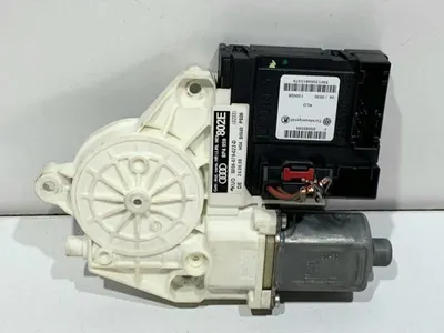 Motoras macara geam dreapta spate cu modul 8P4959802E Audi A3 facelift (2008-2013) [8P1]