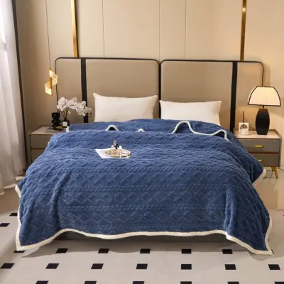 Patura Premium, 200x230cm, CoCoLiNo, Grofata, cu Model 3D Tip Tricotaj si Bordura din Blanita Contrastanta – Eleganta si Caldura Absoluta, Bleumarin