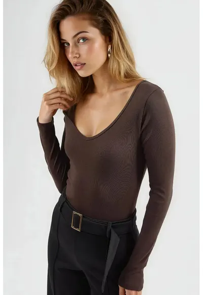 Bluza dama mulata - decolteu in V - maneca lunga - maro mocha - jerseu