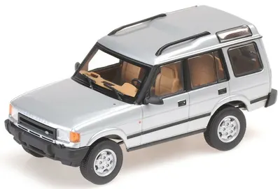 Model de colecție din metal Almost Real Modern: mașini - Land Rover Discovery (Silver)