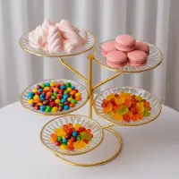 Etajera Eleganta din Sticla cu 5 Tavi pe Suport Auriu – Perfecta pentru Candy Bar, Petreceri sau Evenimente