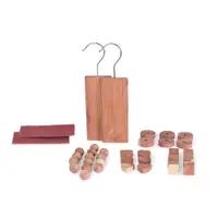 Set 34 bile din lemn de cedru pentru dulap Compactor