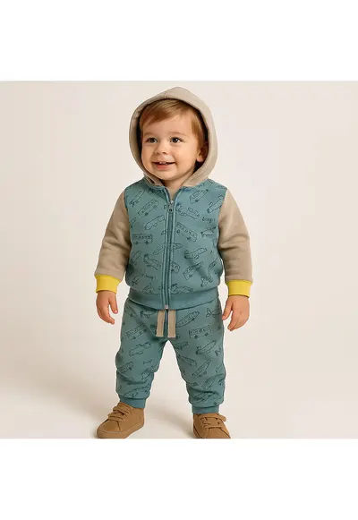 Set 2 piese sport: Bluza cu maneca lunga si gluga - pantaloni imprimati - Super Skater - Verde Mint si Bej - pentru baietei - Verde