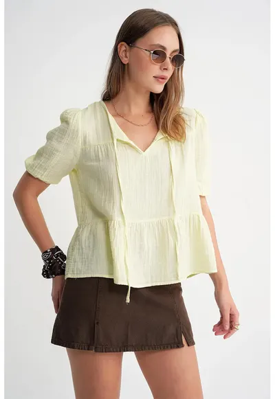 Bluza dama HiCCUP din muselina texturata - galben lamaie - bumbac - guler rotund