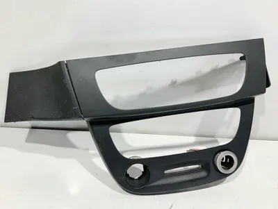 Ornament / trim bord 682600003R Renault Megane 3 (2008-2012)