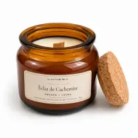 Lumânare parfumată din ceară de soia Éclat de Cachemire - Zmeură și Cedru 90 g - Verde salvie