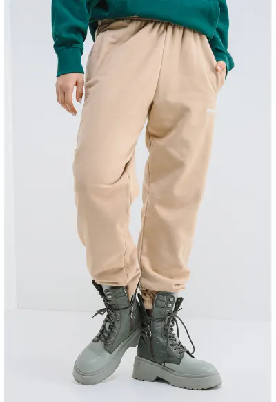 Pantaloni de trening cu buzunare laterale - Maro camel