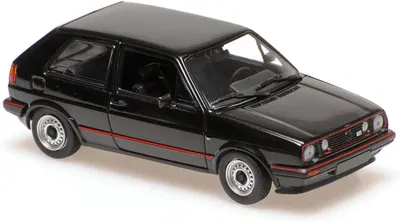 Model de colecție MINICHAMPS Modern: Mașini - Volkswagen Golf GTI, 1985, Black Metallic