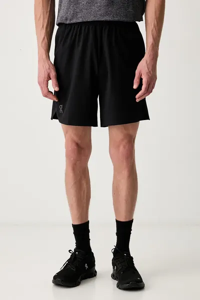 On pantaloni scurți sport pentru bărbați
