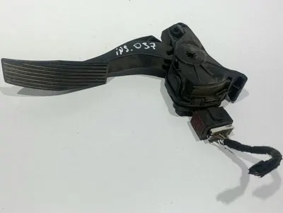 Pedala acceleratie 13237352 Opel Insignia A (2008-2013) 2.0 cdti A20DTH 160 cp