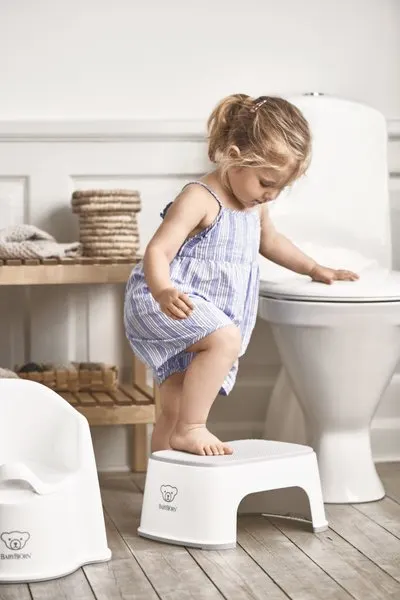 Treapta inaltator pentru baie Step Stool BabyBjorn white
