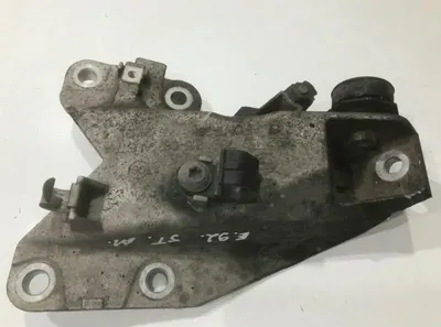 Suport motor stanga 6760315 BMW Seria 3 (2006-2012) [E92] 2.5 benzina N52 214 cp