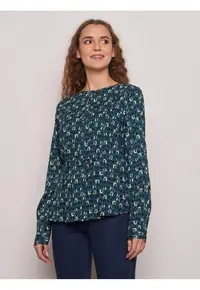 Bluza cu model si decolteu la baza gatului