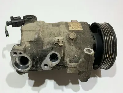 Compresor clima 5Q0816803F Volkswagen Passat B8 (2014-2019) 1.6 tdi ; 1.0 tsi; 1.4 tsi; 1.4 tdi DCXA; CUS; CHZD
