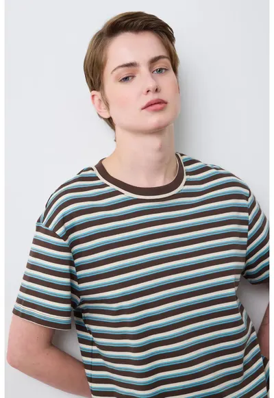 Tricou din bumbac cu model cu dungi