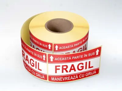 Etichete personalizate, FRAGIL Manevreaza cu grija , 50x100 mm, 1000 buc rola