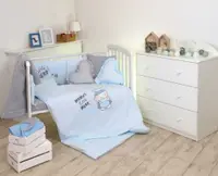 Set lenjerie din bumbac cu protectie laterala pentru pat bebelusi Hero Blue 120 x 60 cm
