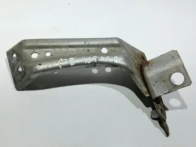 Suport aripa dreapta fata 3G0821142 Volkswagen Passat B8 (2014-2019)