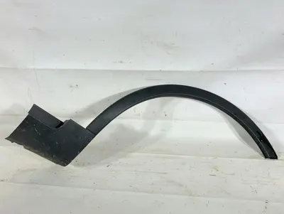 Bandou / ornament aripa dreapta fata 8V41-S16D238-A Ford Kuga (2008-2012)