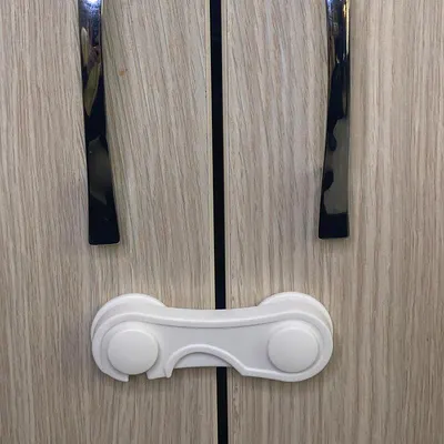 Set 2 protectii pentru usi si sertare Coccolle ABS multi