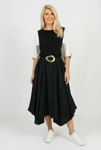 Fusta midi cu colturi, din vascoza neagra